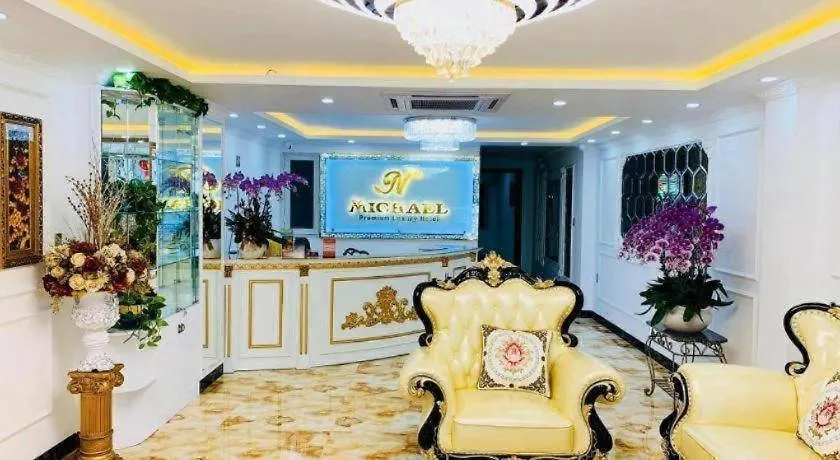 Michael Hotel Nha Trang 2*,