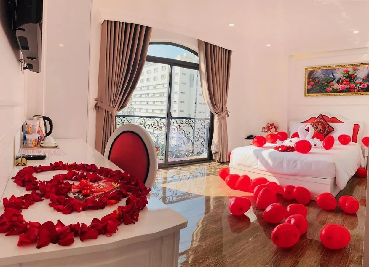 Michael Hotel Nha Trang 2*,